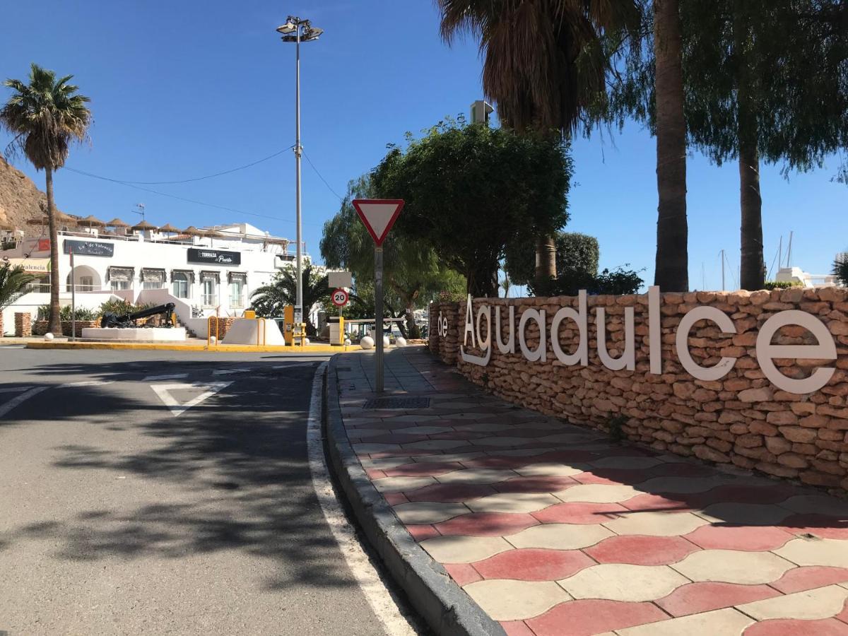 Acogedor Apartamento Recien Reformado En El Puerto Deportivo De Aguadulce Aguadulce  Dış mekan fotoğraf